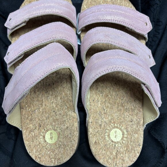 NWT and original box. Revitalign Women's Adjustable Slide Sandal. - Picture 4 of 5